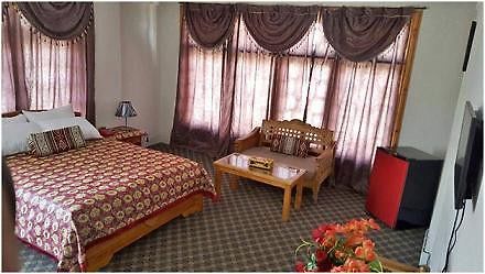 Baltistan Continental Hotel Скарду Экстерьер фото