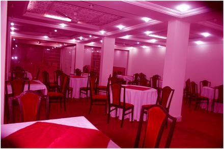 Baltistan Continental Hotel Скарду Экстерьер фото